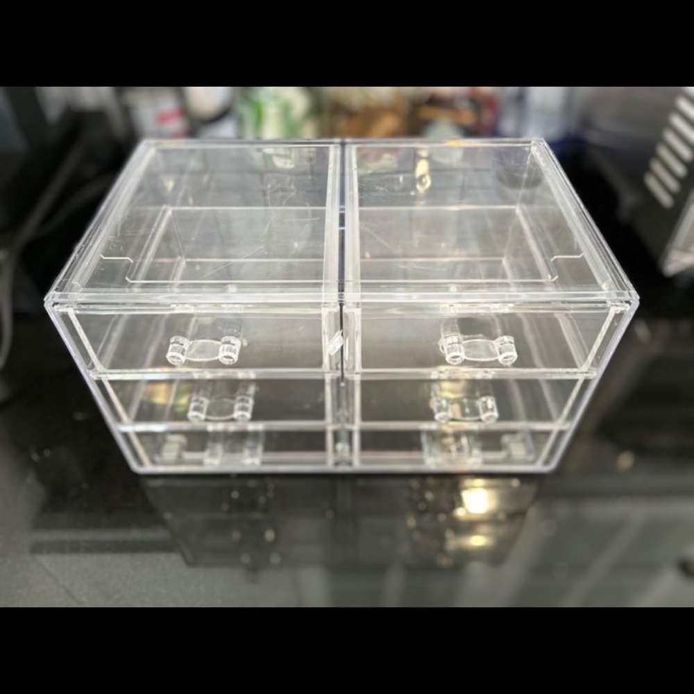 LUCITE DRAWER ORGANIZER